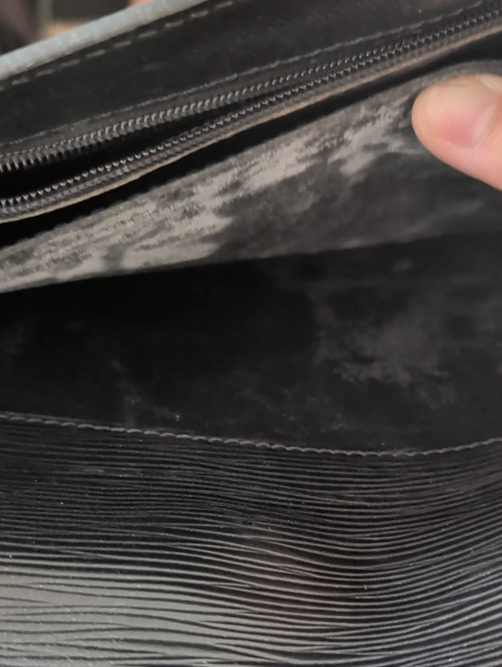 Louis Vuitton Vintage Epi Noir Porte Document Bandoulière Business Bag